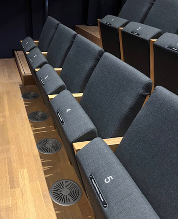 Sitze%20im%20Theater